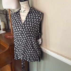 Black and White Collar India Tie Front Button Down Tank Top 78.00